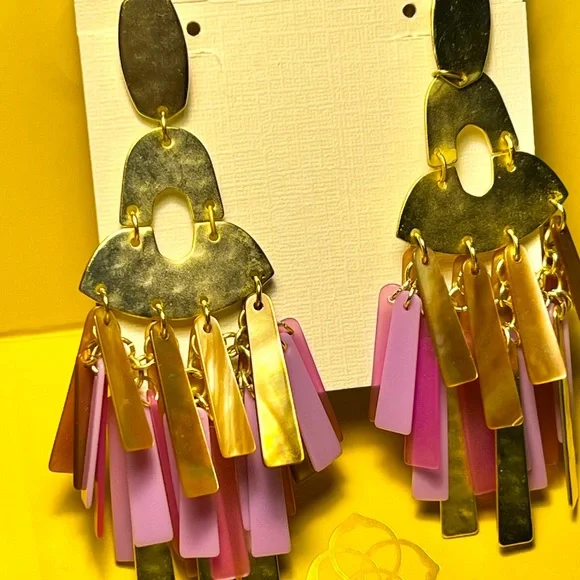 NWOT Kendra Scott Kitty Earrings Pink, Lavender & Pearl Mix Yellow Gold PERFECT! - Picture 7 of 13